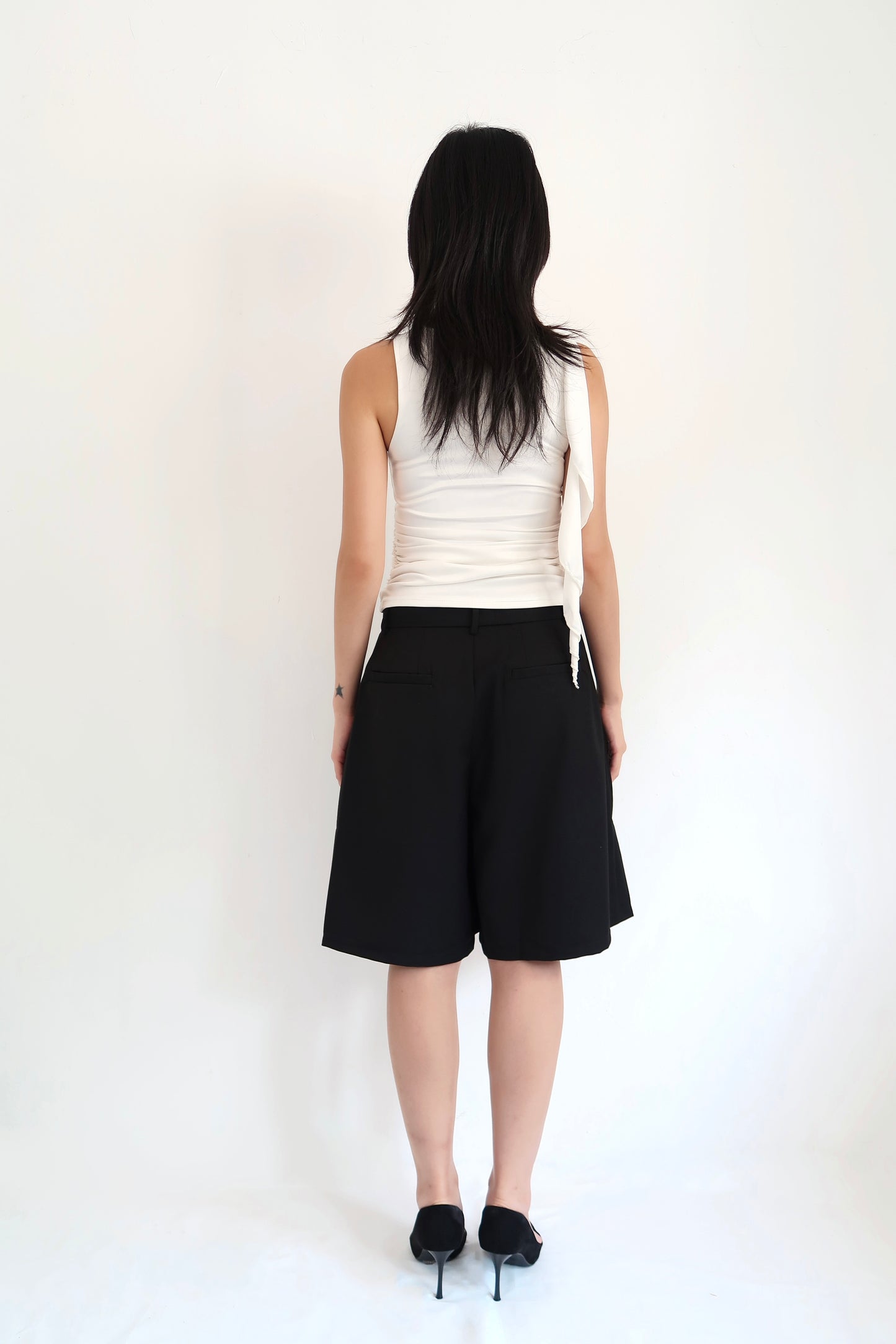 Leo Shorts