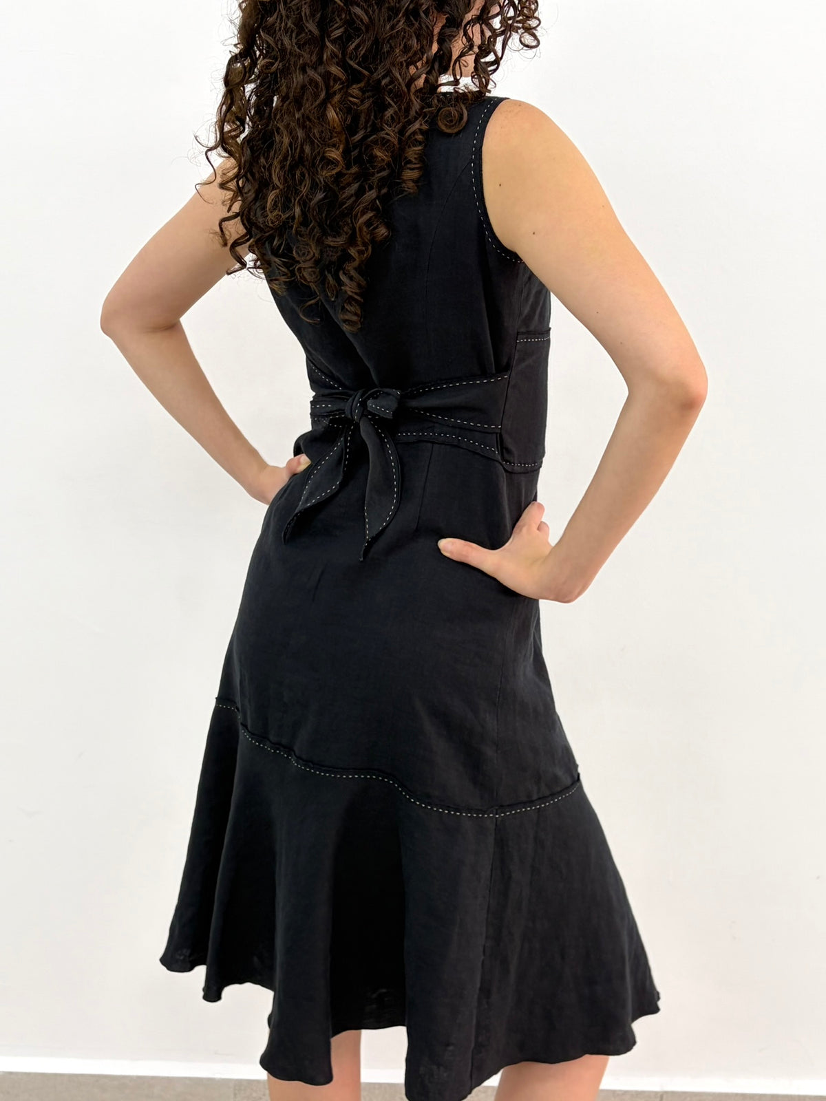 Elle Black Dress