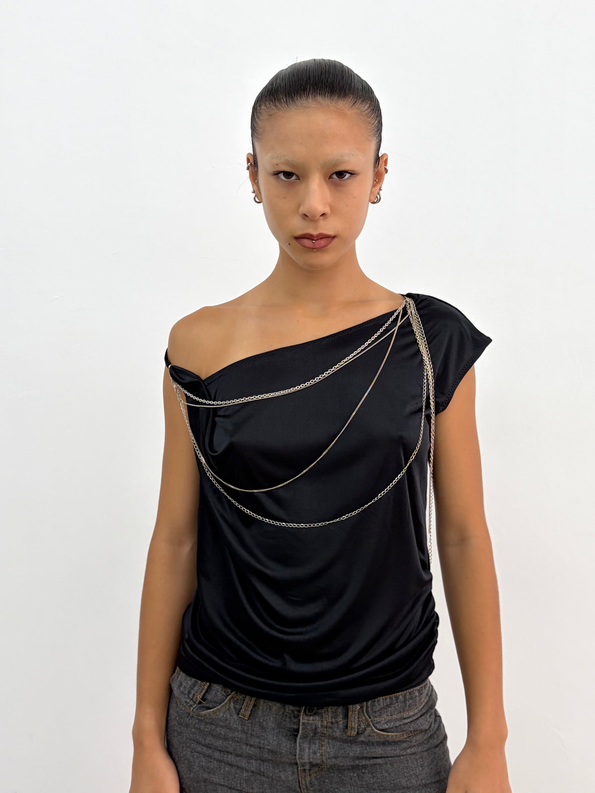 Chain Detail Top