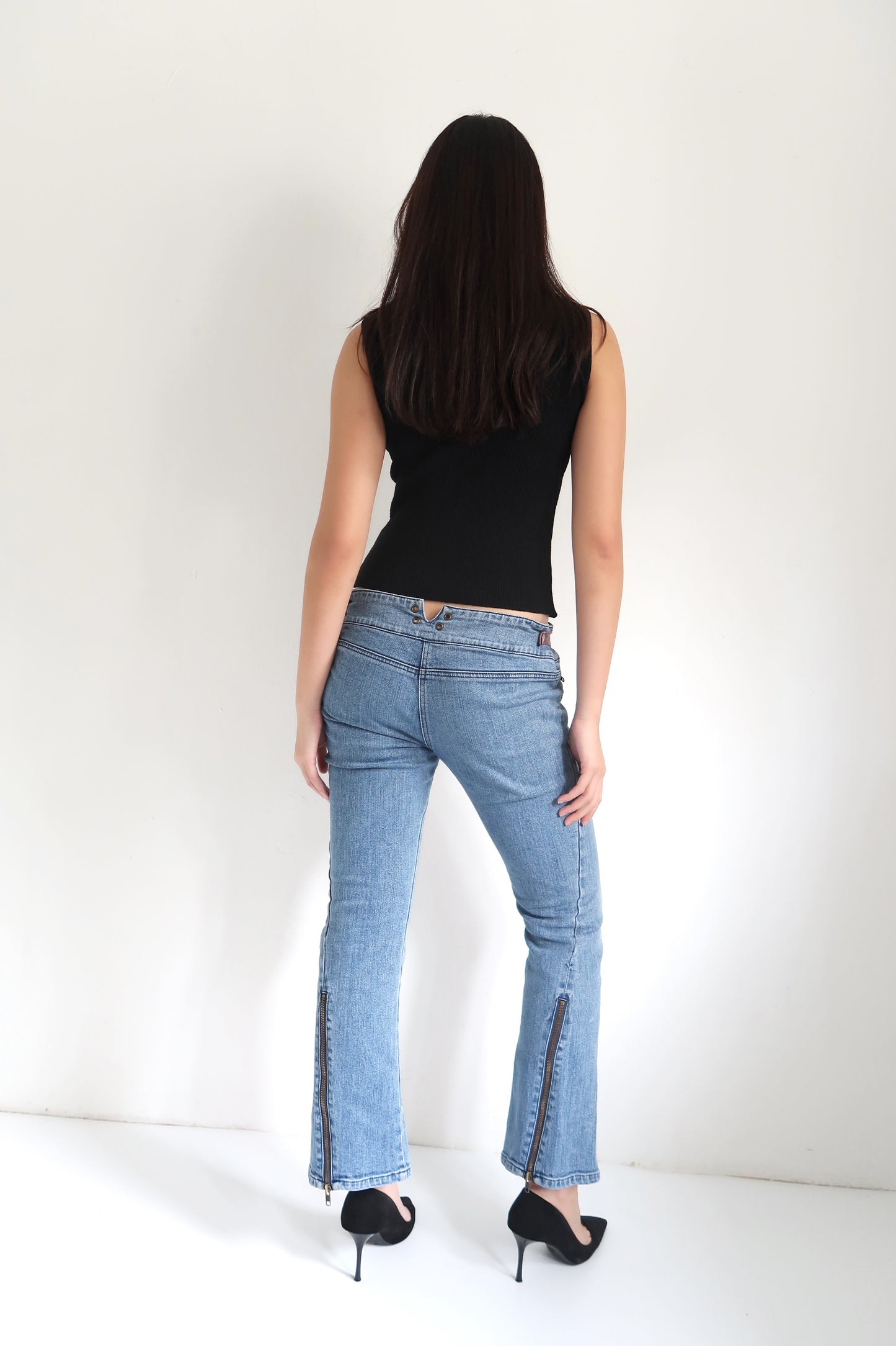 Zipper Detail Jeans