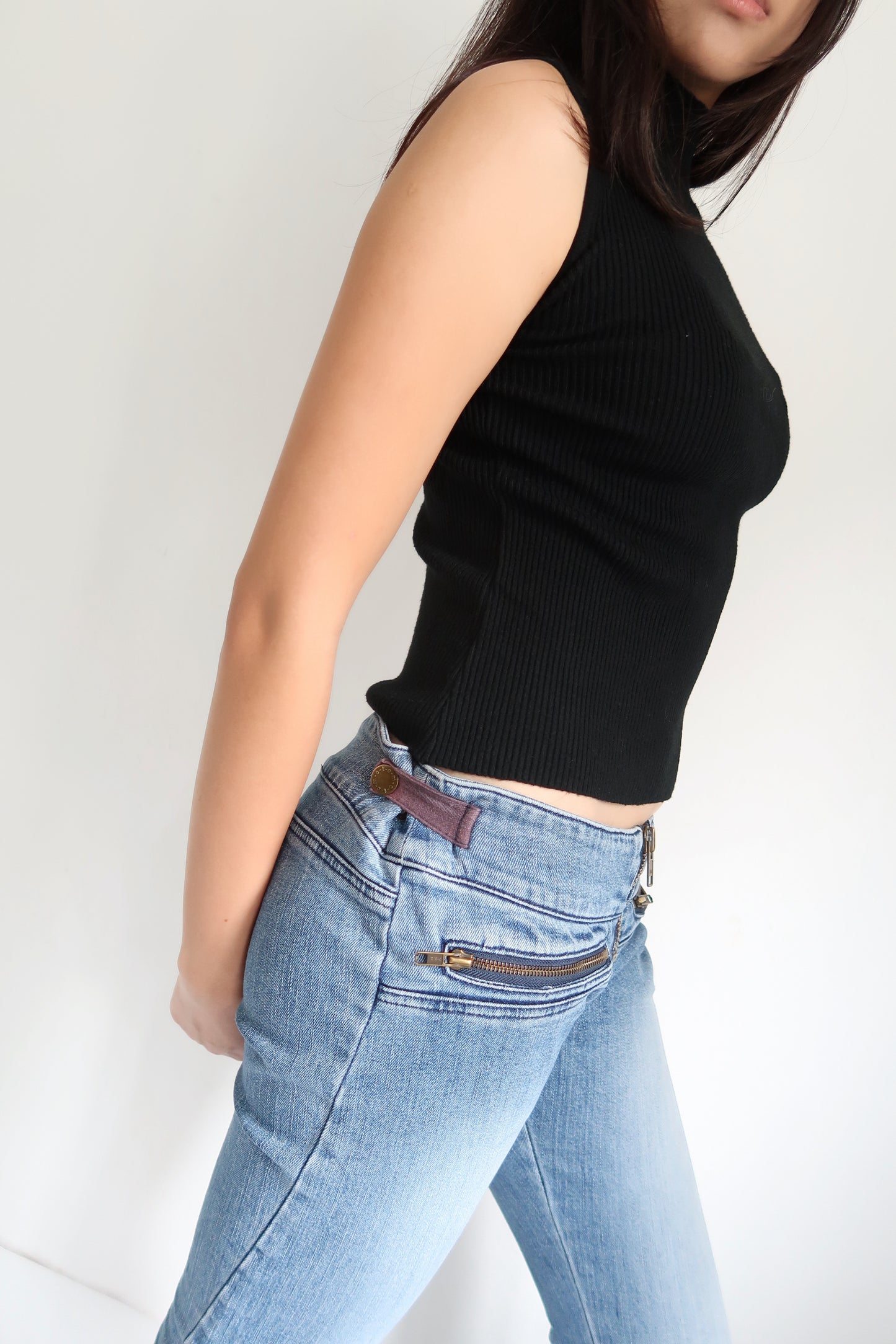 Zipper Detail Jeans