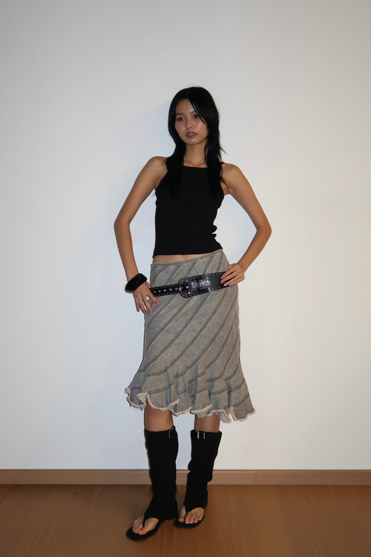 Distressed skirt