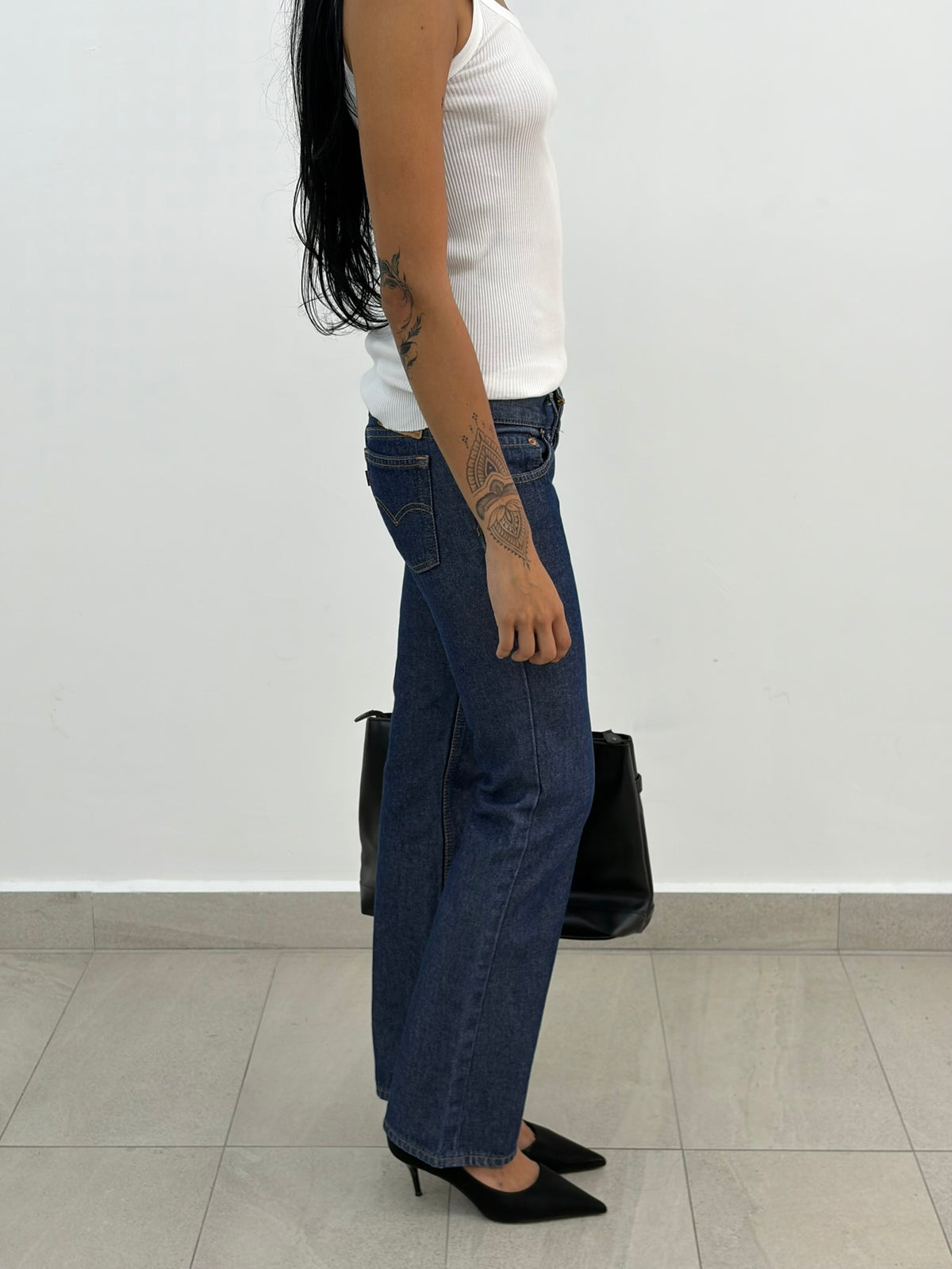 Levis Dark Washed Jeans