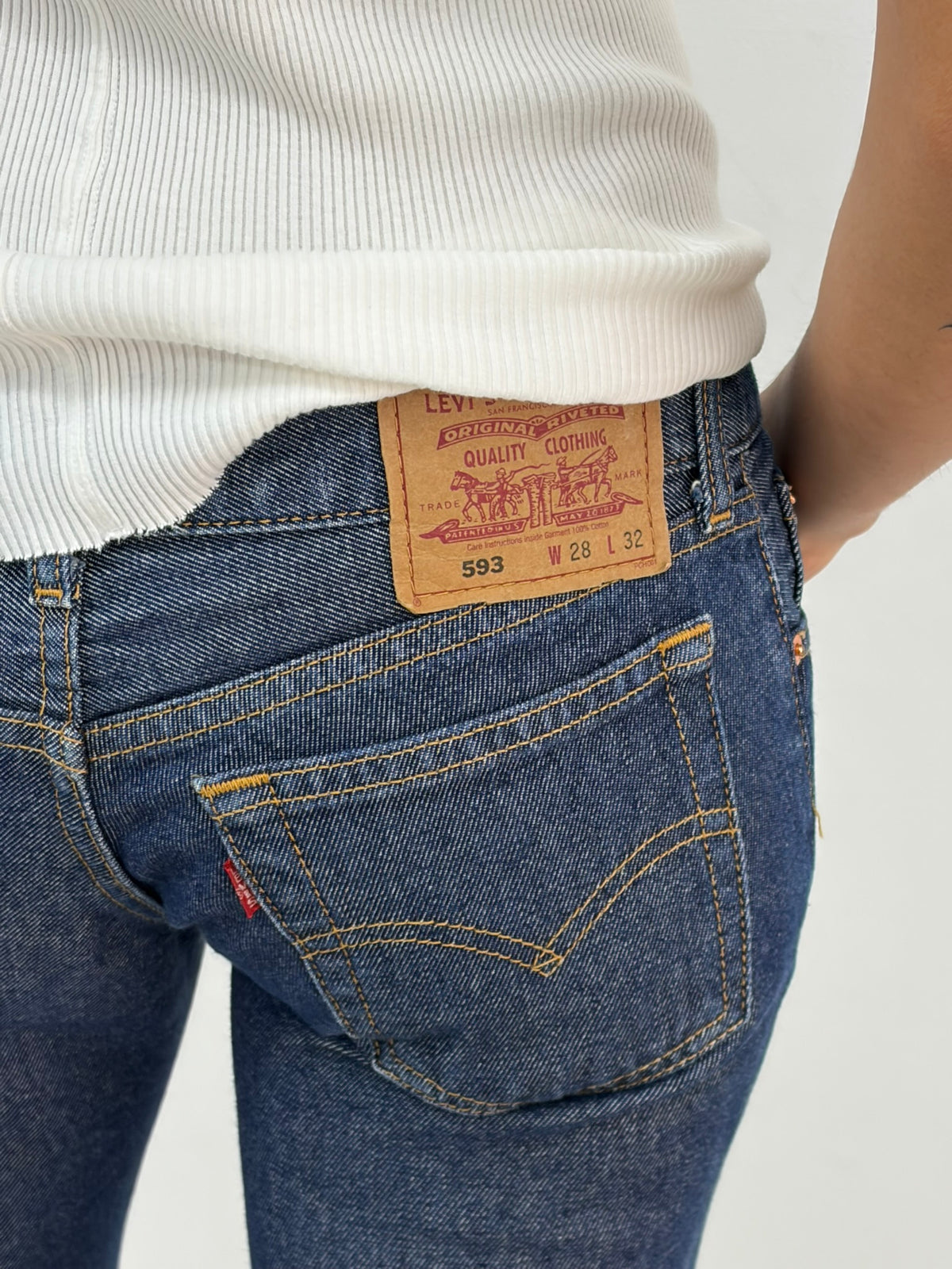 Levis Dark Washed Jeans