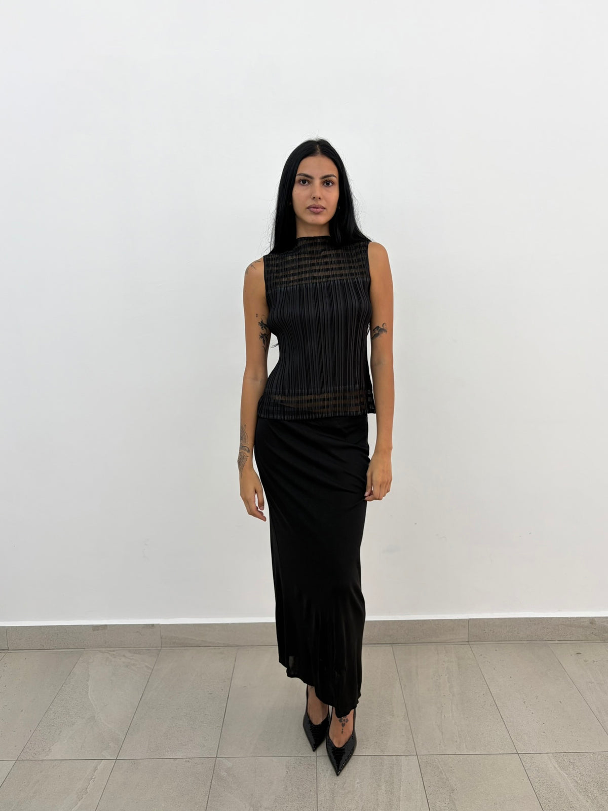 Pleats High Neck Top
