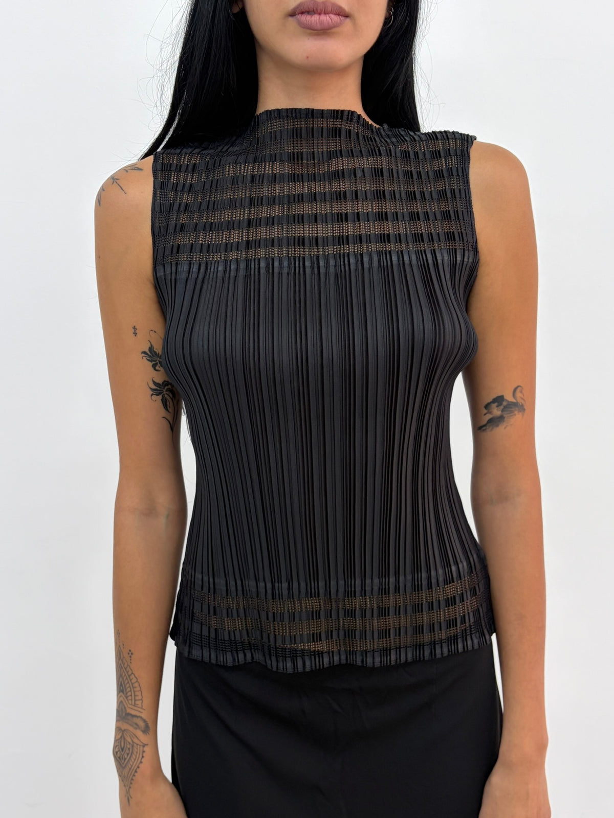 Pleats High Neck Top